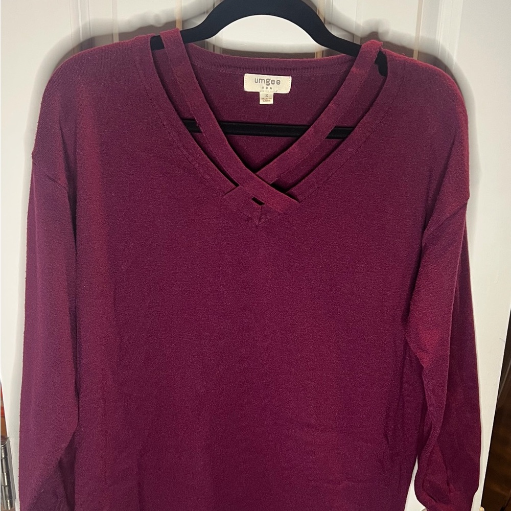 Umgee Deep Red V-Neck Sweater